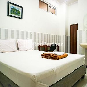 Standard Zimmer mit Kingsize-Bett